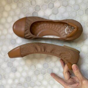 Camel colored Flats- worn once!